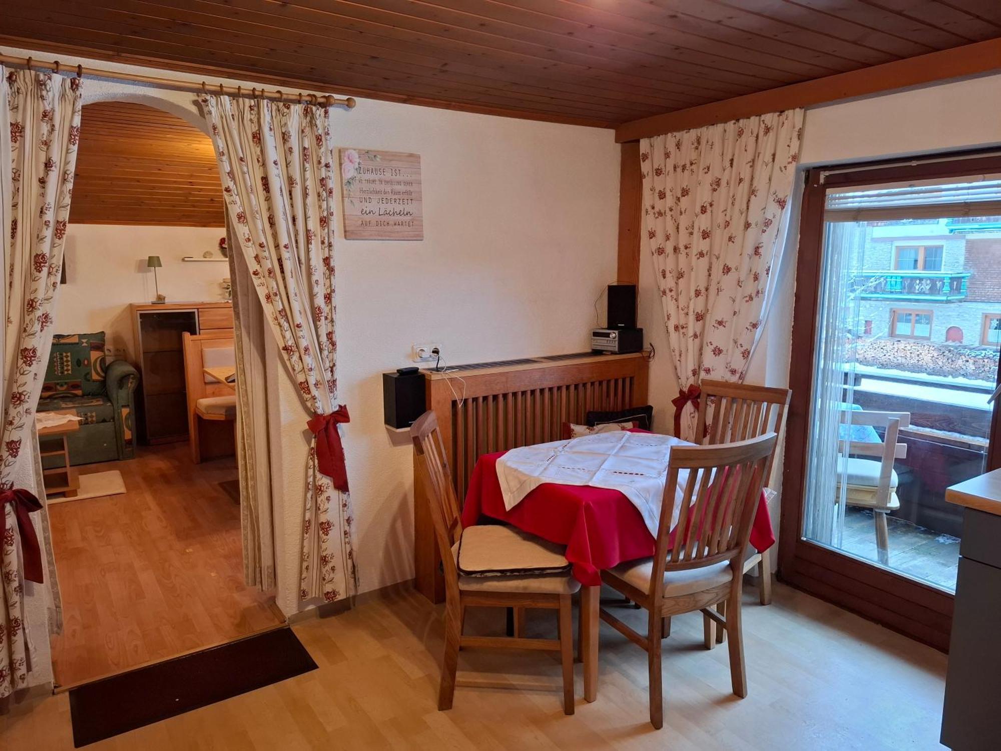Ferienwohnung Zum Urfall -- Sommerbergbahnen Inklusive !!! Tannheim Exteriör bild